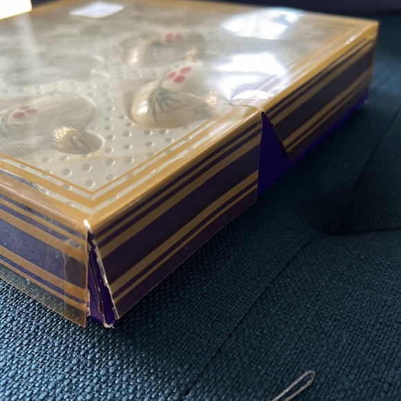 Vintage boxed set of 4 Kurt Adler hand crafted heart shaped Christmas ornaments - Picture 13 of 13